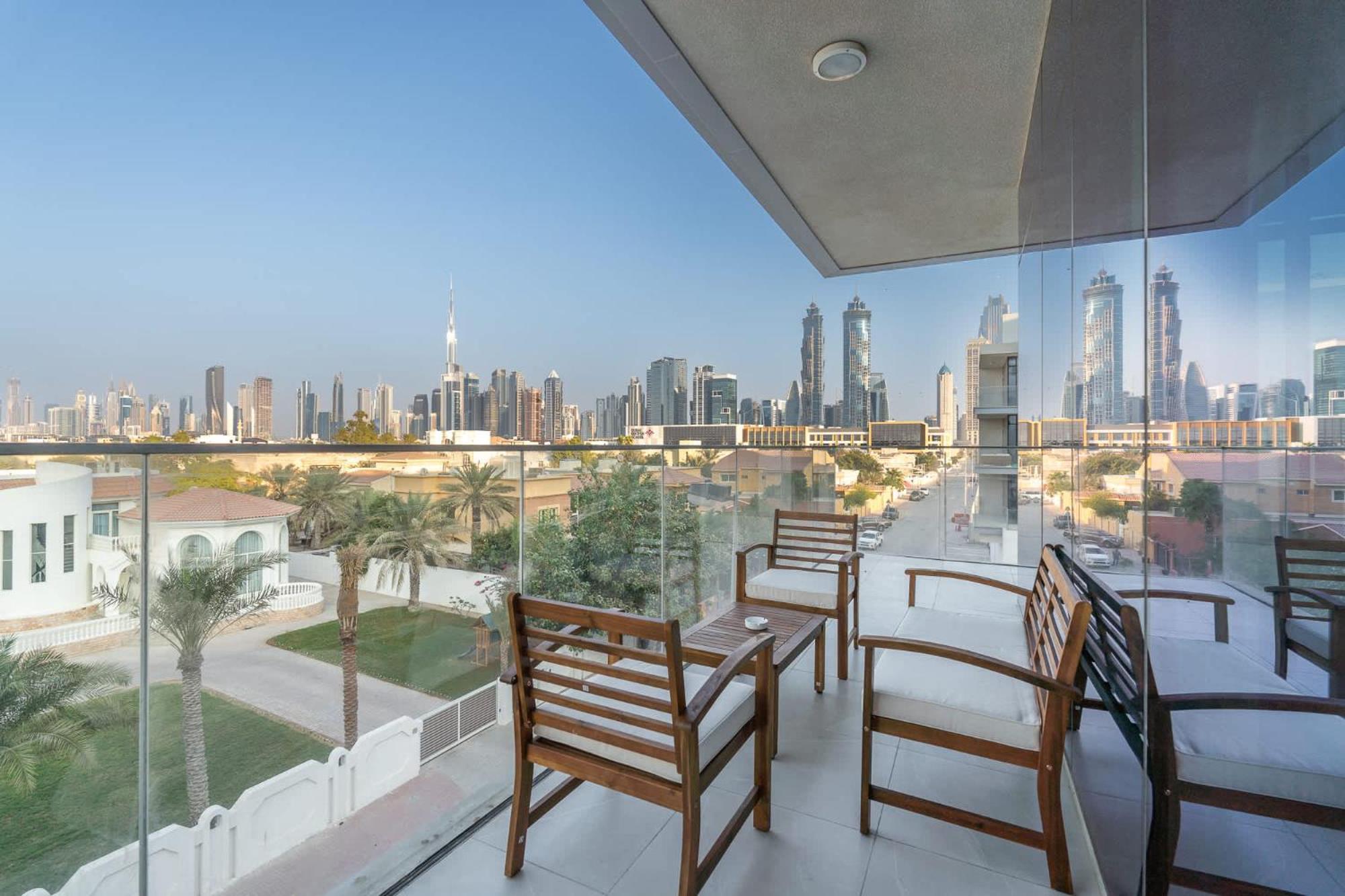 Full Burj Khalifa View In 3 Bedroom Apartment In Canal Front 1 That Sleeps 6 Дубай Екстер'єр фото