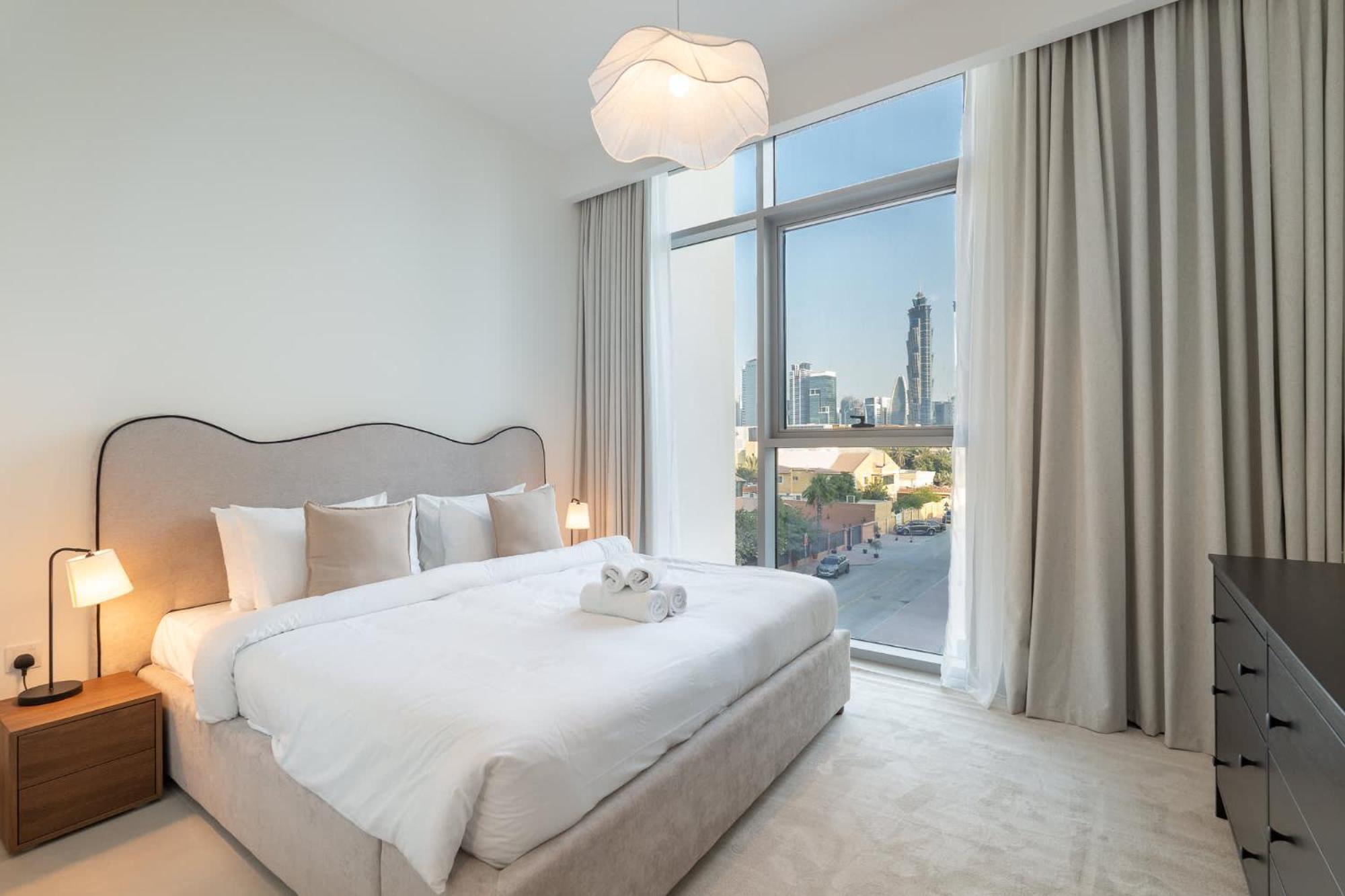 Full Burj Khalifa View In 3 Bedroom Apartment In Canal Front 1 That Sleeps 6 Дубай Екстер'єр фото